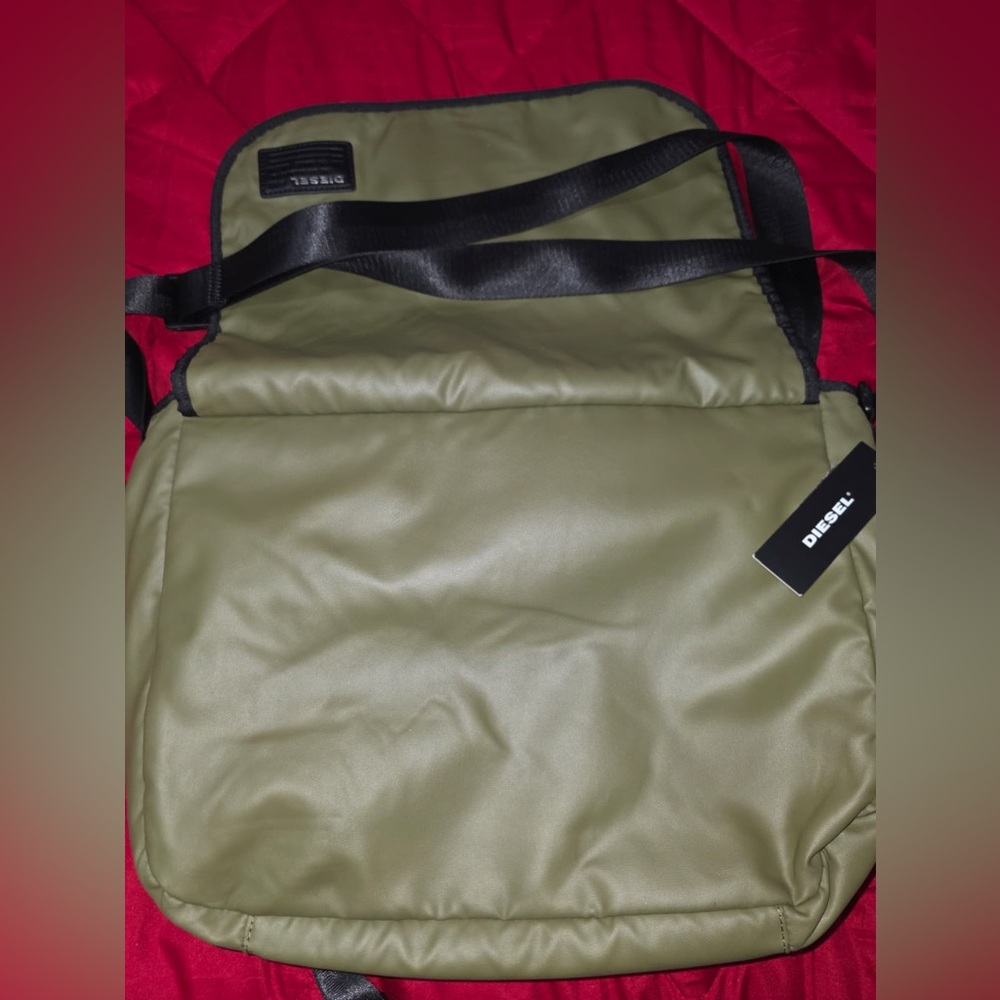 Diesel Khaki Men's Messenger Bag - Picture 5 of 16